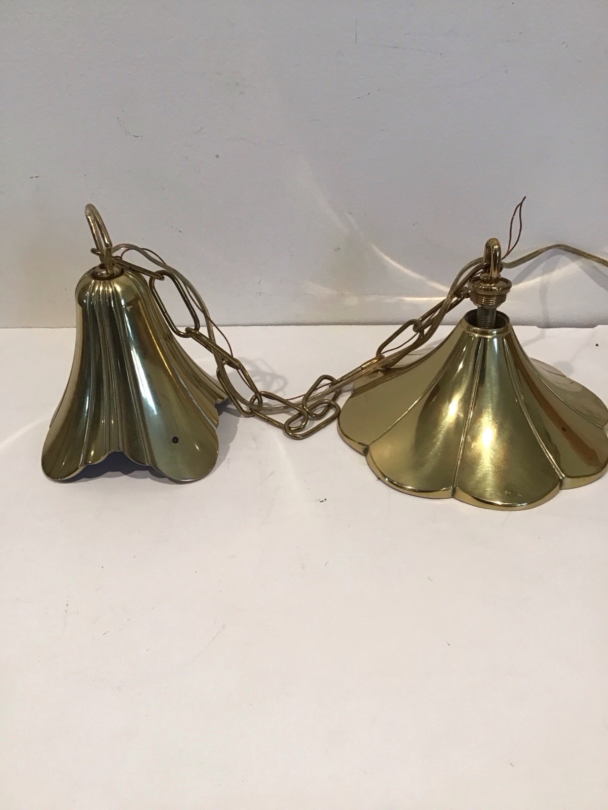 VTG Stiffel Luminaire Hanging Brass Flower Pedal Ceiling Light Heavy Chandelier VTG Stiffel Luminaire Hanging Brass Flower Pedal Ceiling Light Heavy Chandelier