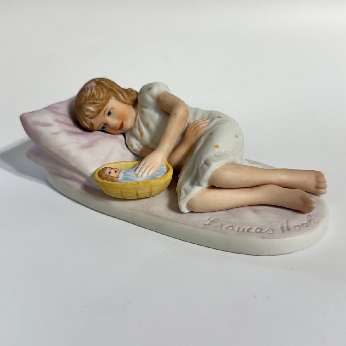 Vintage Frances Hook For a Mother’s Love Ceramic Figurine 1983 number 6218