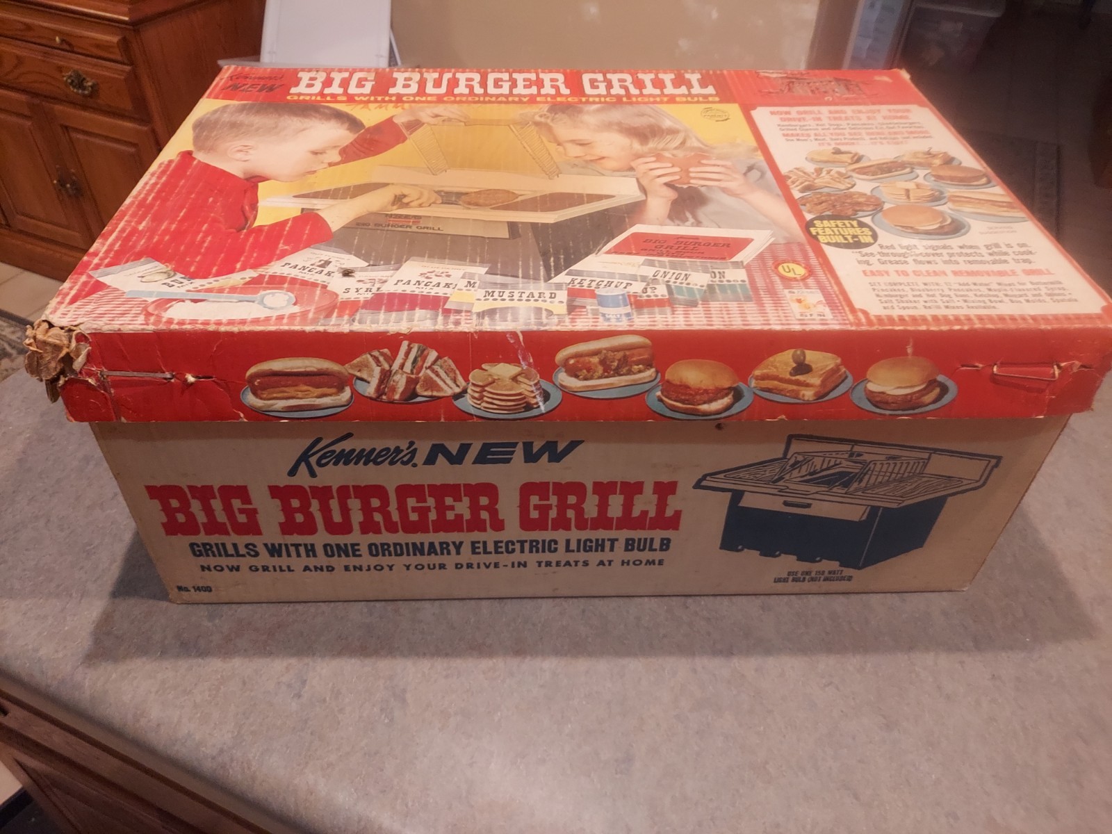 Vintage 1967 Kenner Big Burger Grill Cooking Toy - TESTED & WORKING - Box & Book