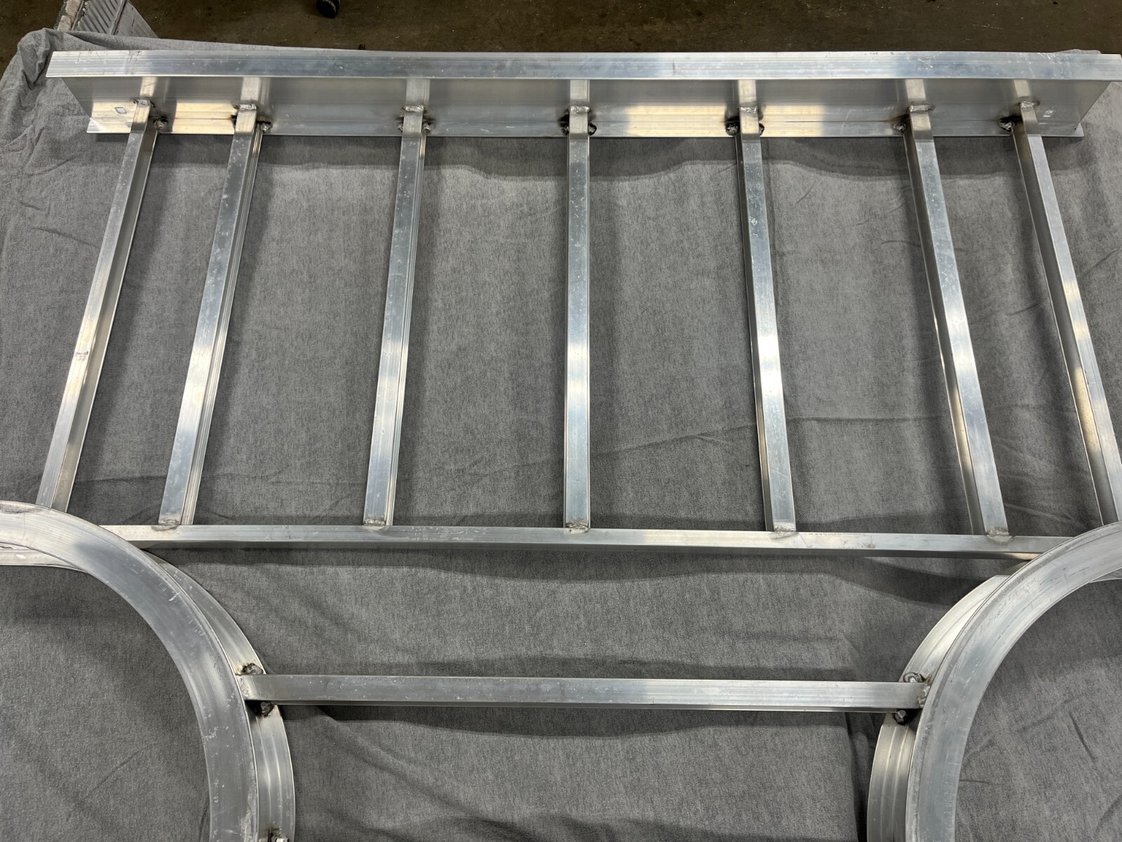 Quantity 4 Eaton B-Line 4A-24-HT12 Cable Tray Horizontal 