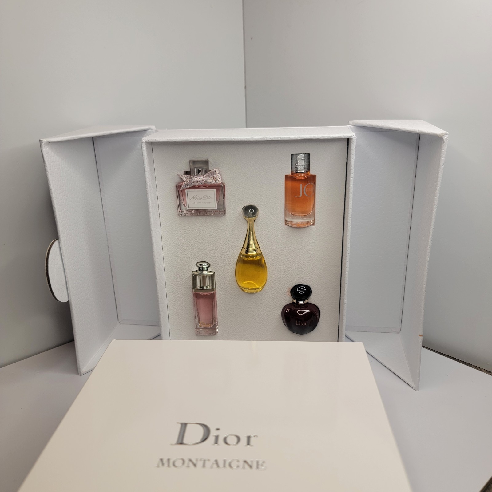 DIOR MONTAIGNE 5 PCS MINI SET Factory sealed Brand New DIOR MONTAIGNE 5 PCS MINI SET Factory sealed Brand New