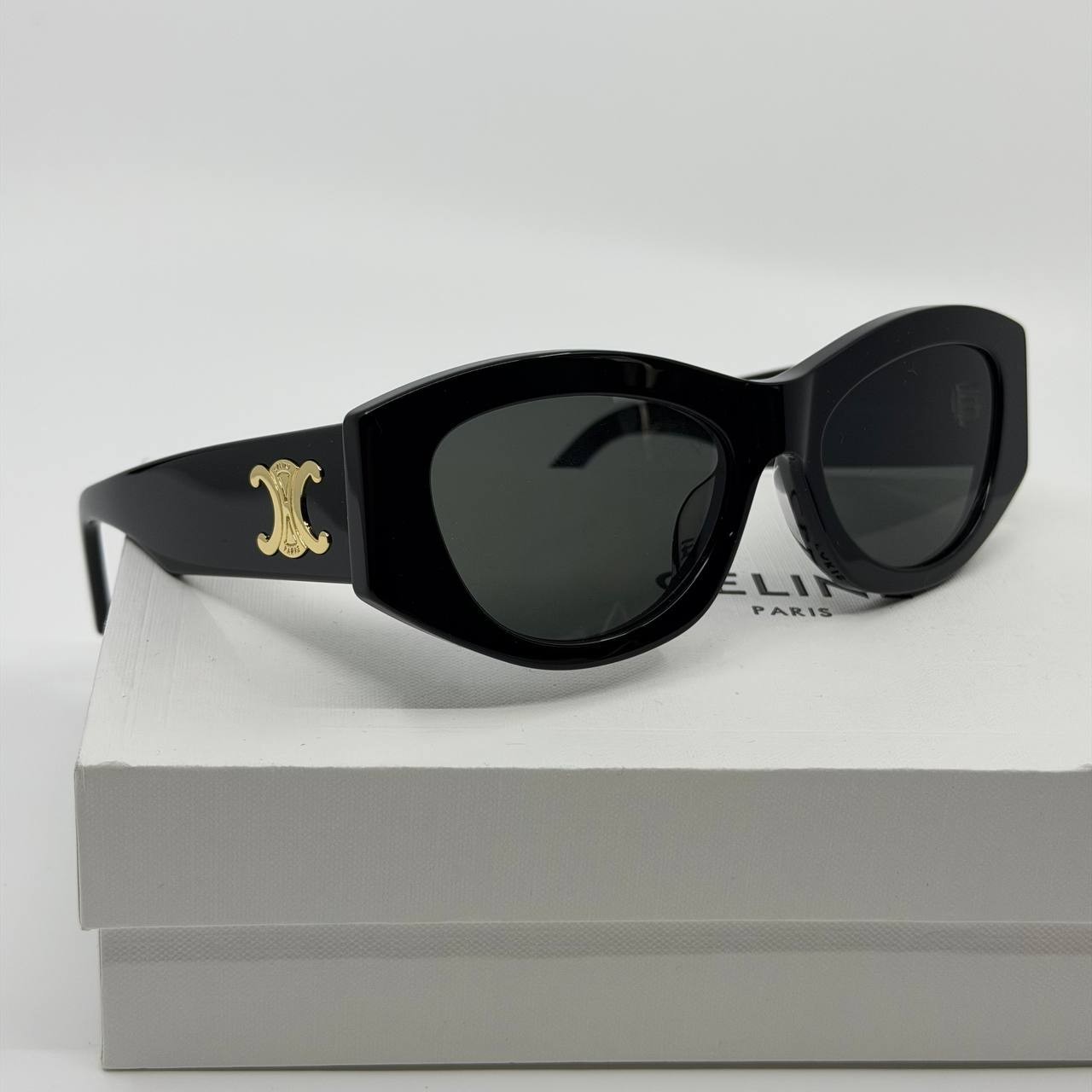 Authentic CELINE Triomphe CL40308U black acetate gold women\'s sunglasses Authentic CELINE Triomphe CL40308U black acetate gold women\'s sunglasses
