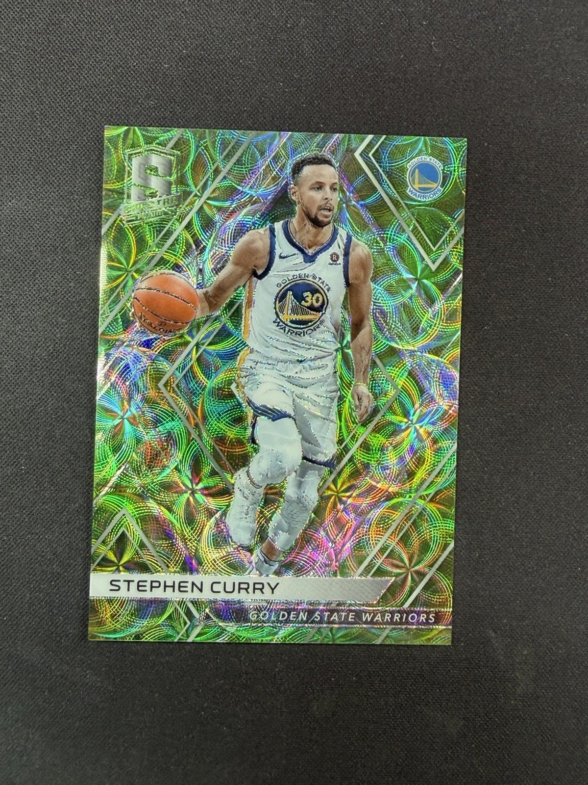 2017 Panini Spectra Stephen Curry #85 Neon Green Scope Prizm /49 Warriors SSP