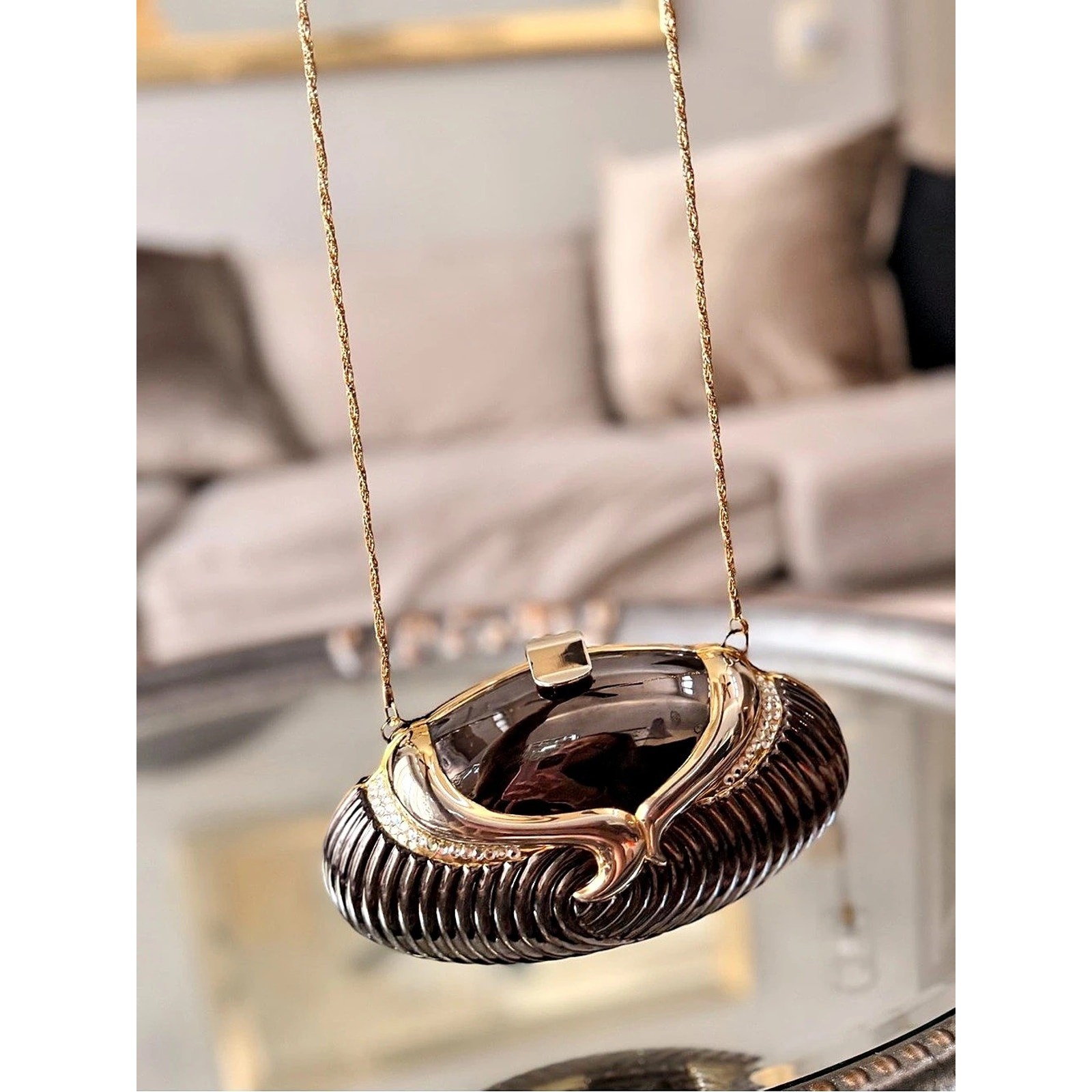 RARE VINTAGE Metal Clamshell Clutch Evening Purse Smoky Brown Rhinestone Gold Ch