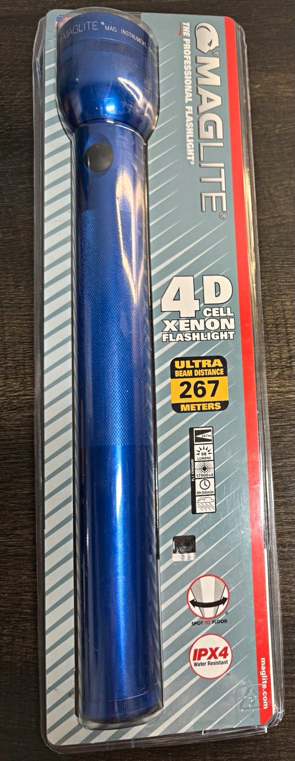 Mag-Lite S4D116 4D Xenon Flashlight Blue IPX4 98 Lumens 267m