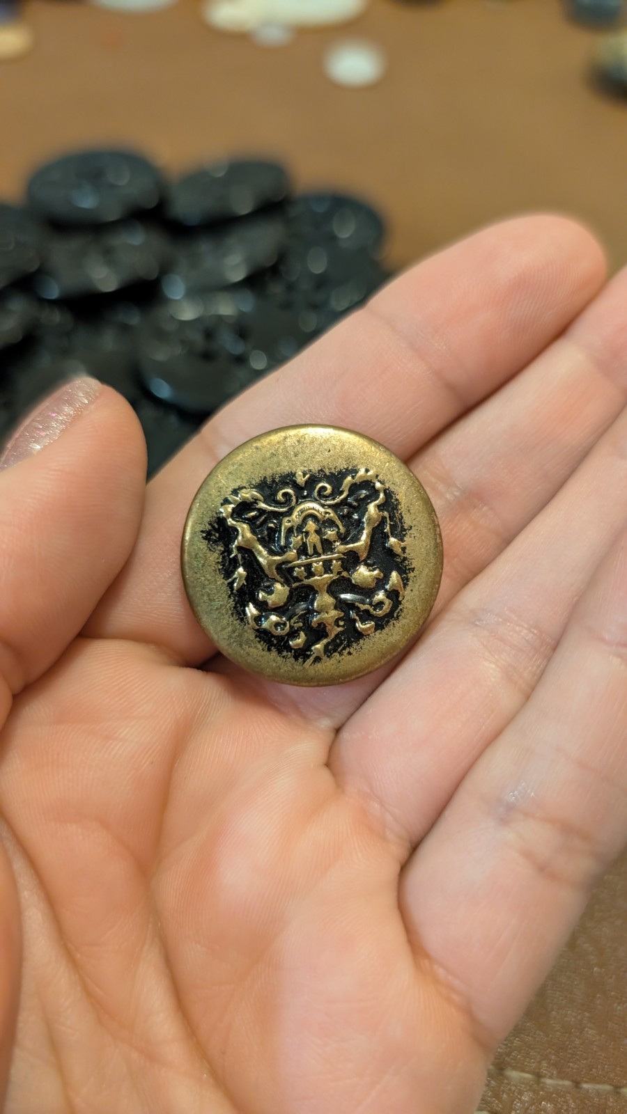 1930\'s Dutch Netherlands Officer\'s Gold Button size about 11/16\