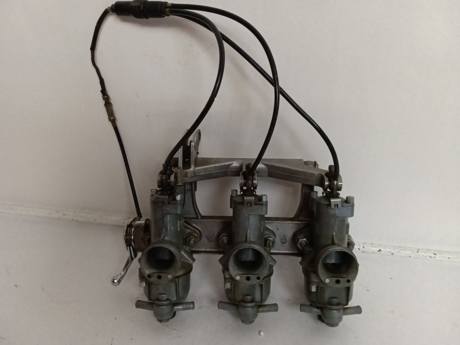 1972 Triumph Trident 750 Triple Amal carburetors Carb Set. Original Condition. 