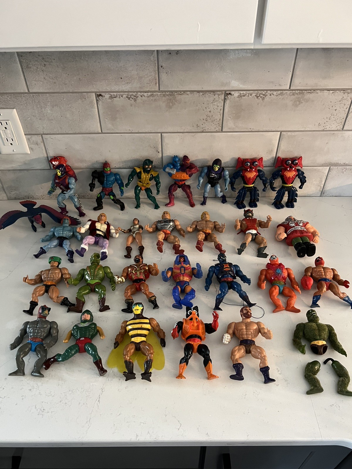 Vintage 1980's MOTU Lot of 28 Figures inc. Dragon Blaster Skeletor, HE-MAN Vintage 1980's MOTU Lot of 28 Figures inc. Dragon Blaster Skeletor, HE-MAN