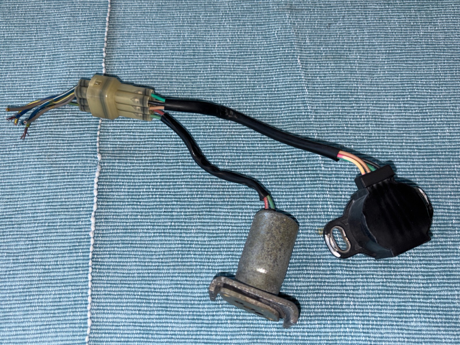 89 90 Suzuki Sidekick Tracker Throttle Position Sensor Idle Speed Control Valve