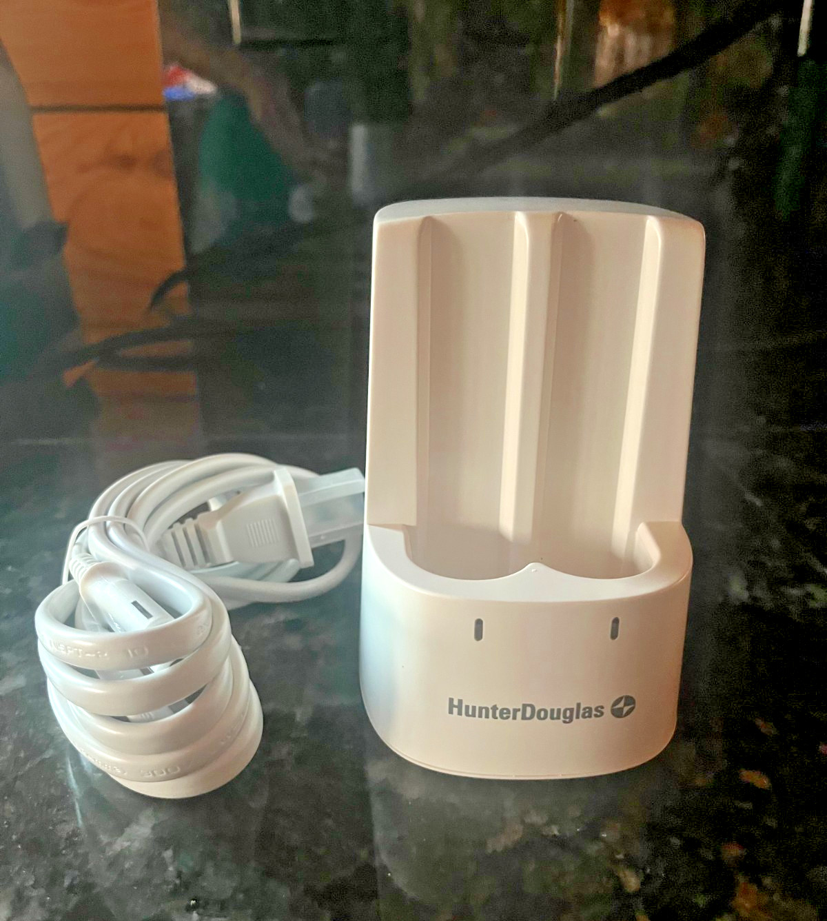 NEW Hunter Douglas Dual Charger Rechargeable Battery Wands - OEM - FamilyBiz NEW Hunter Douglas Dual Charger Rechargeable Battery Wands - OEM - FamilyBiz