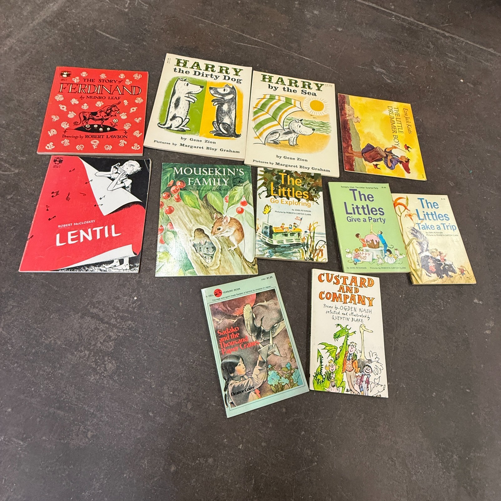 Vintage 1970s Kids Book Lot 11 Ferdinand Lentil Harry Dirty Dog Littles Sadako Vintage 1970s Kids Book Lot 11 Ferdinand Lentil Harry Dirty Dog Littles Sadako