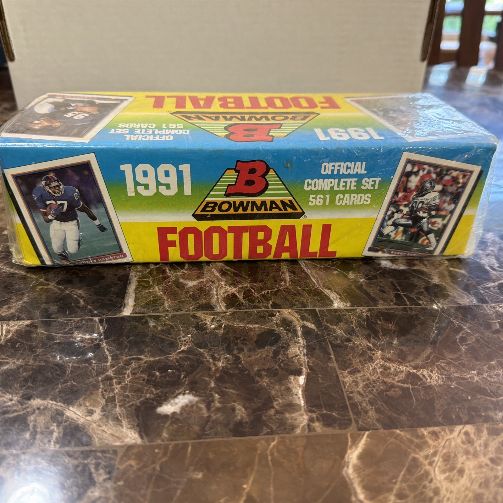 BOWMAN Vintage 1991 Football 561 Card Box SEALED Excellent Condition