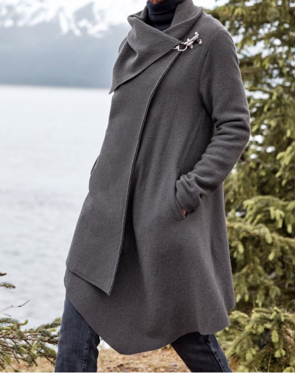 Garnet Hill Boiled Wool Asymmetrical Coat Clasp Buckle Jacket Womens size 12