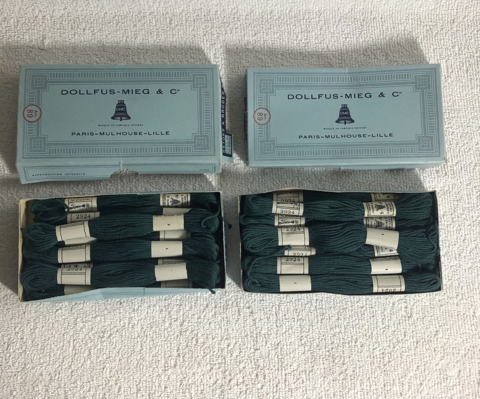 VINTAGE DMC DOLLFUS-MIEG & Cie #2924 Blue Gray Embroidery Thread #4-20 skeins