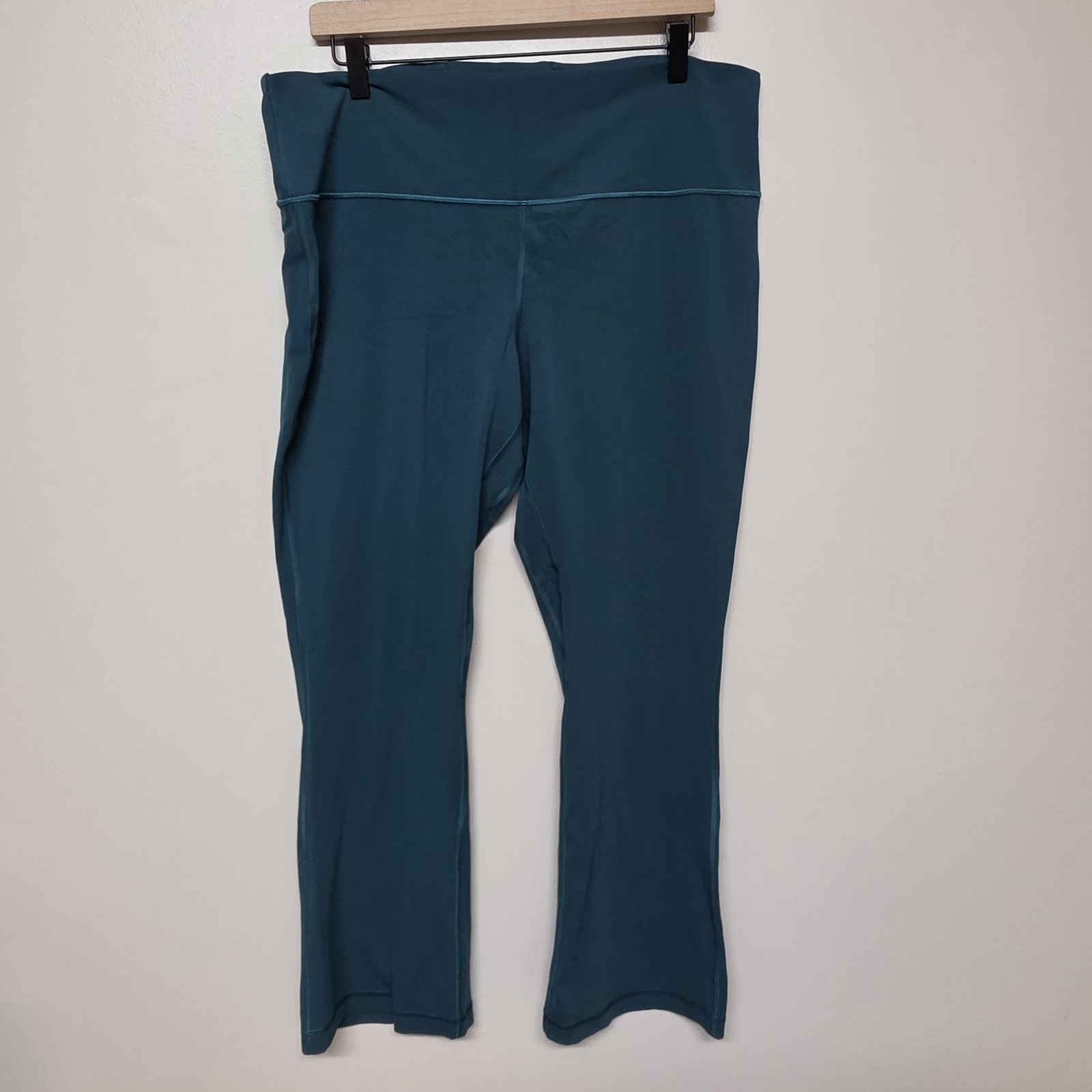 Lululemon Womens Align Mini Flare Pant Teal Sz 18 Short 28\