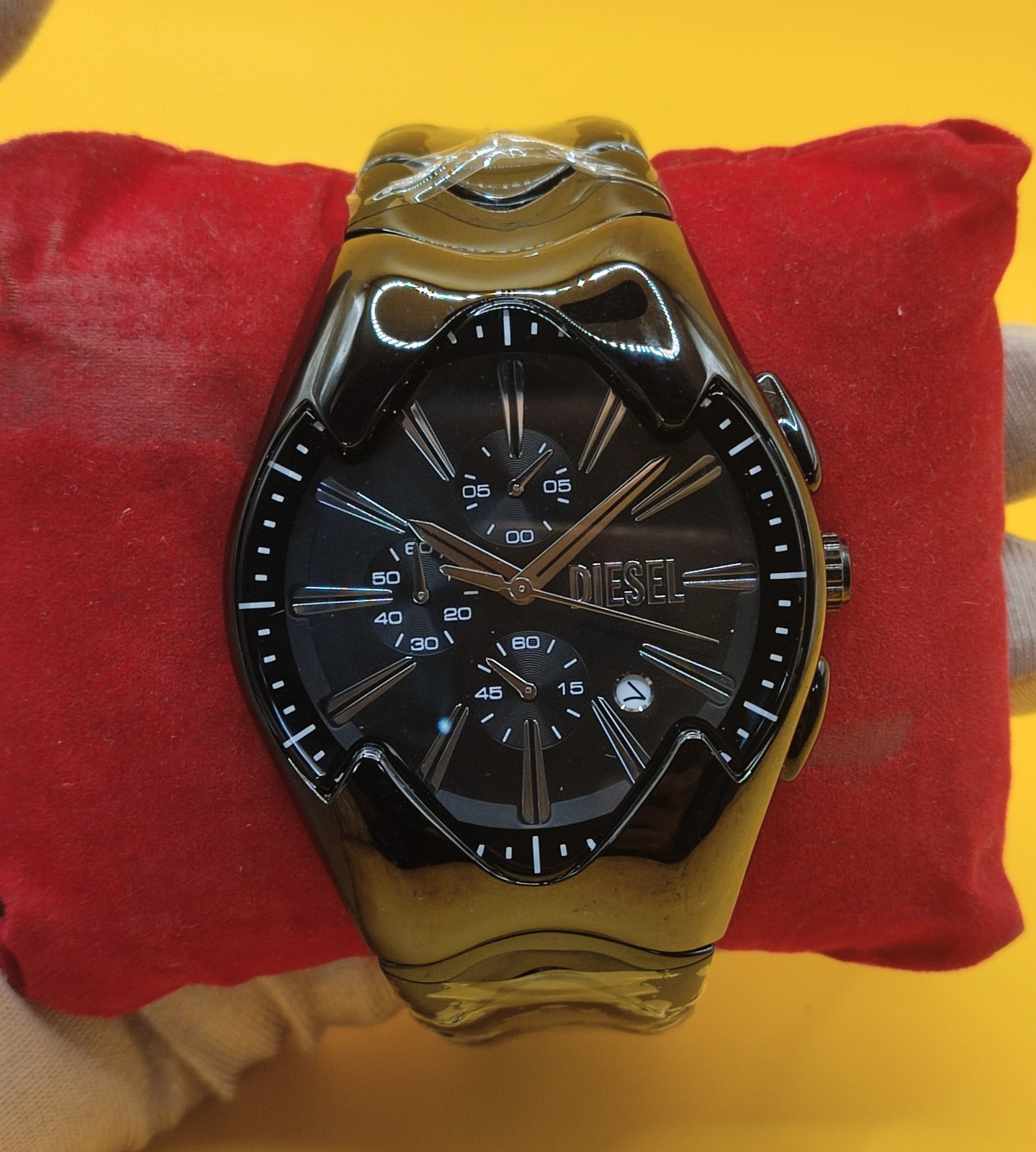 Luxury Diesel Chronograph Date Display Black Dial Refurbished Men\'s Wrist Watch