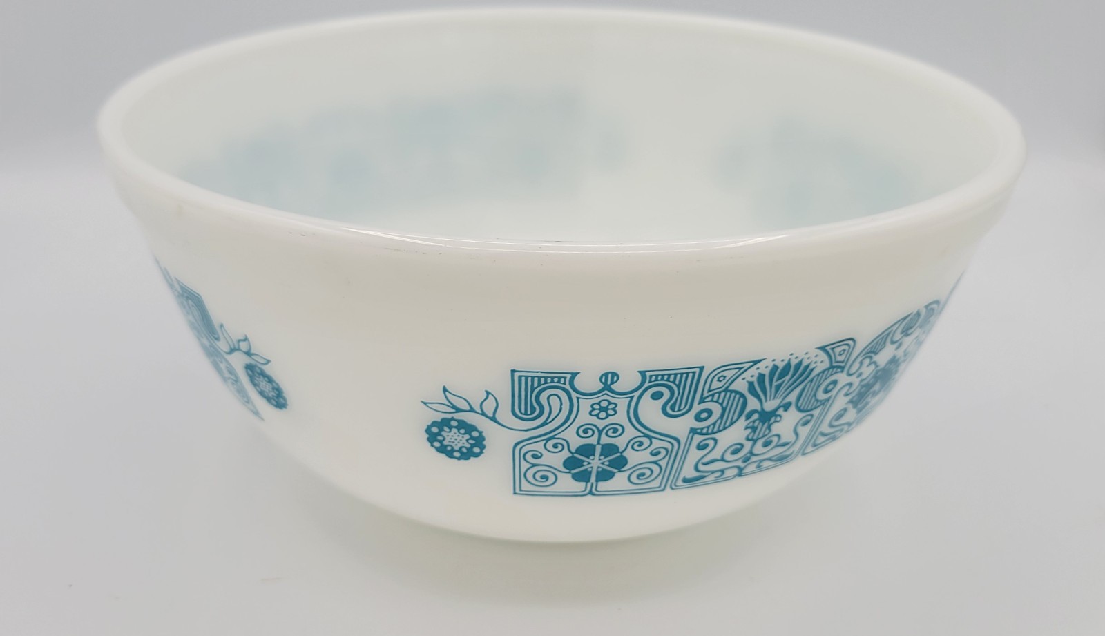 Vintage Pyrex Blue Horizon Round 2 Qt Mixing Bowl #402 Cottagecore Vintage Pyrex Blue Horizon Round 2 Qt Mixing Bowl #402 Cottagecore