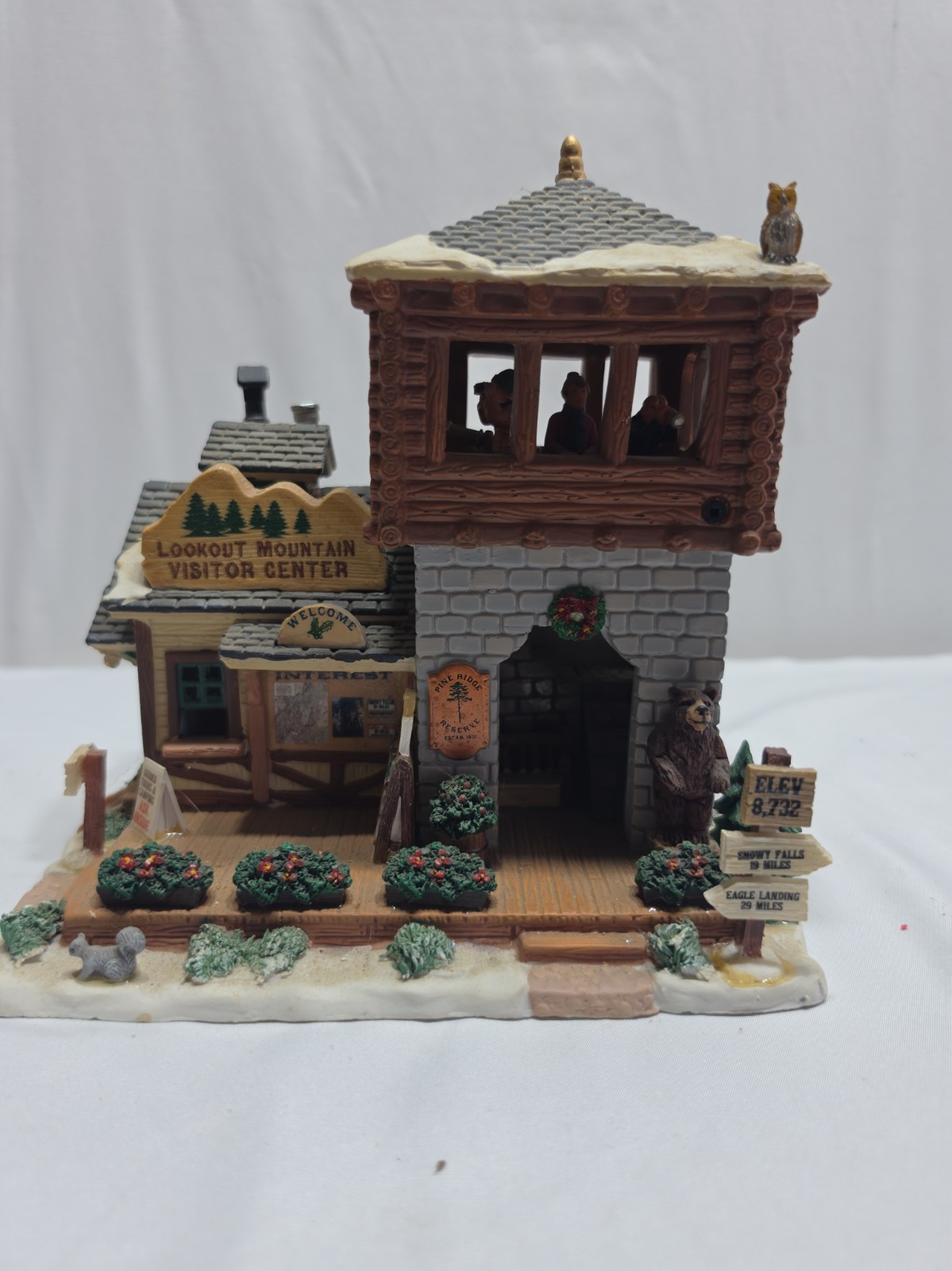 LEMAX Lookout Mountain Visitor Center Christmas Village Building Only 2010 RARE LEMAX Lookout Mountain Visitor Center Christmas Village Building Only 2010 RARE
