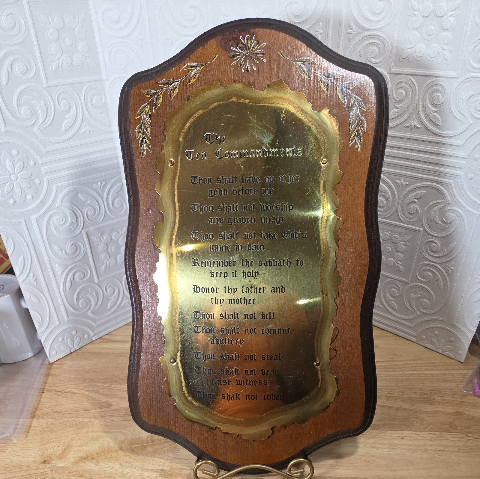 Vtg HOMCO Ten Commandments Wood Wall Hanging Plaque w Gold Tin Decor 19x10.5
