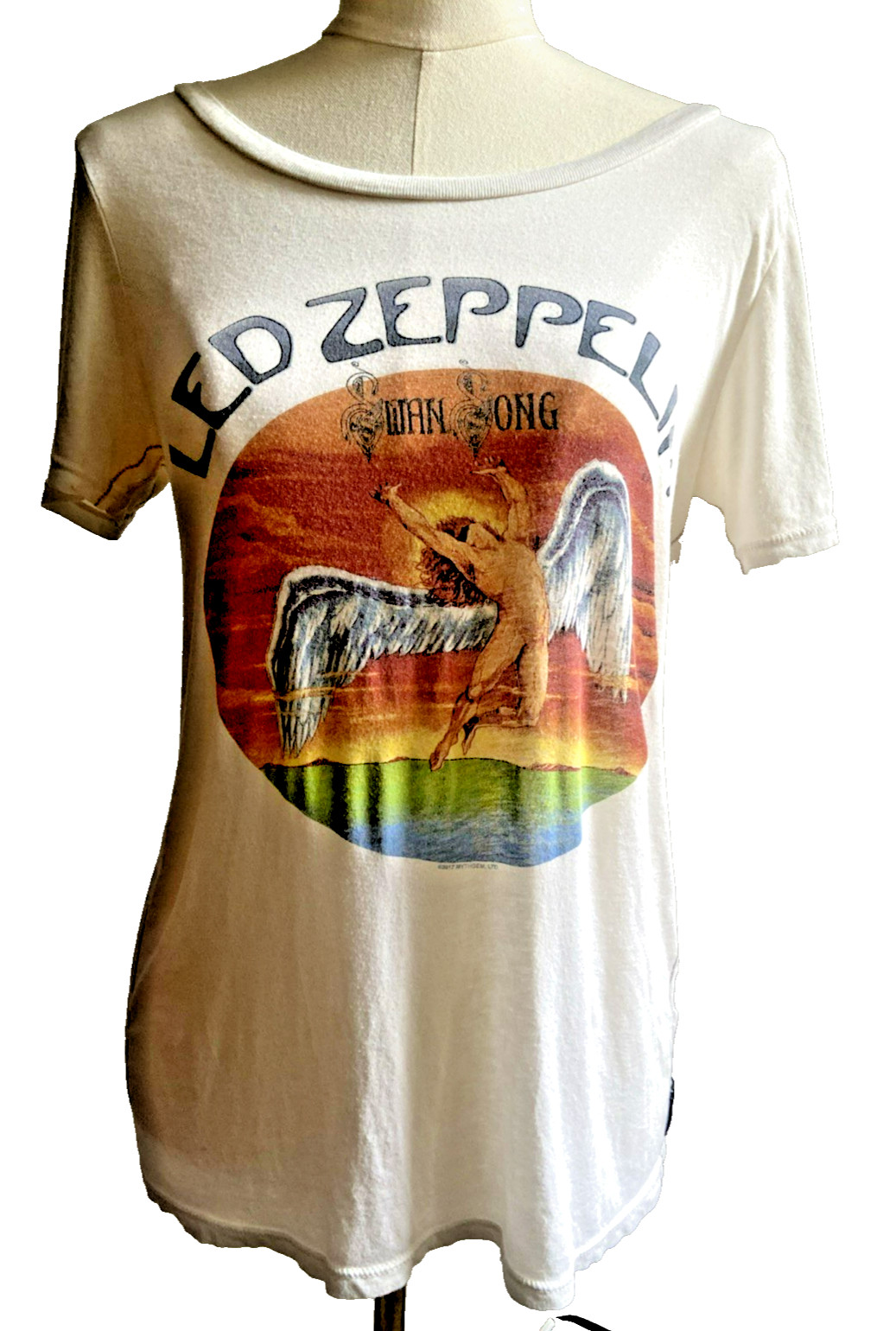 Official Rare TRUNK Swan Song Led Zeppelin Band Size M US Tour 1975 T- Shirt Official Rare TRUNK Swan Song Led Zeppelin Band Size M US Tour 1975 T- Shirt