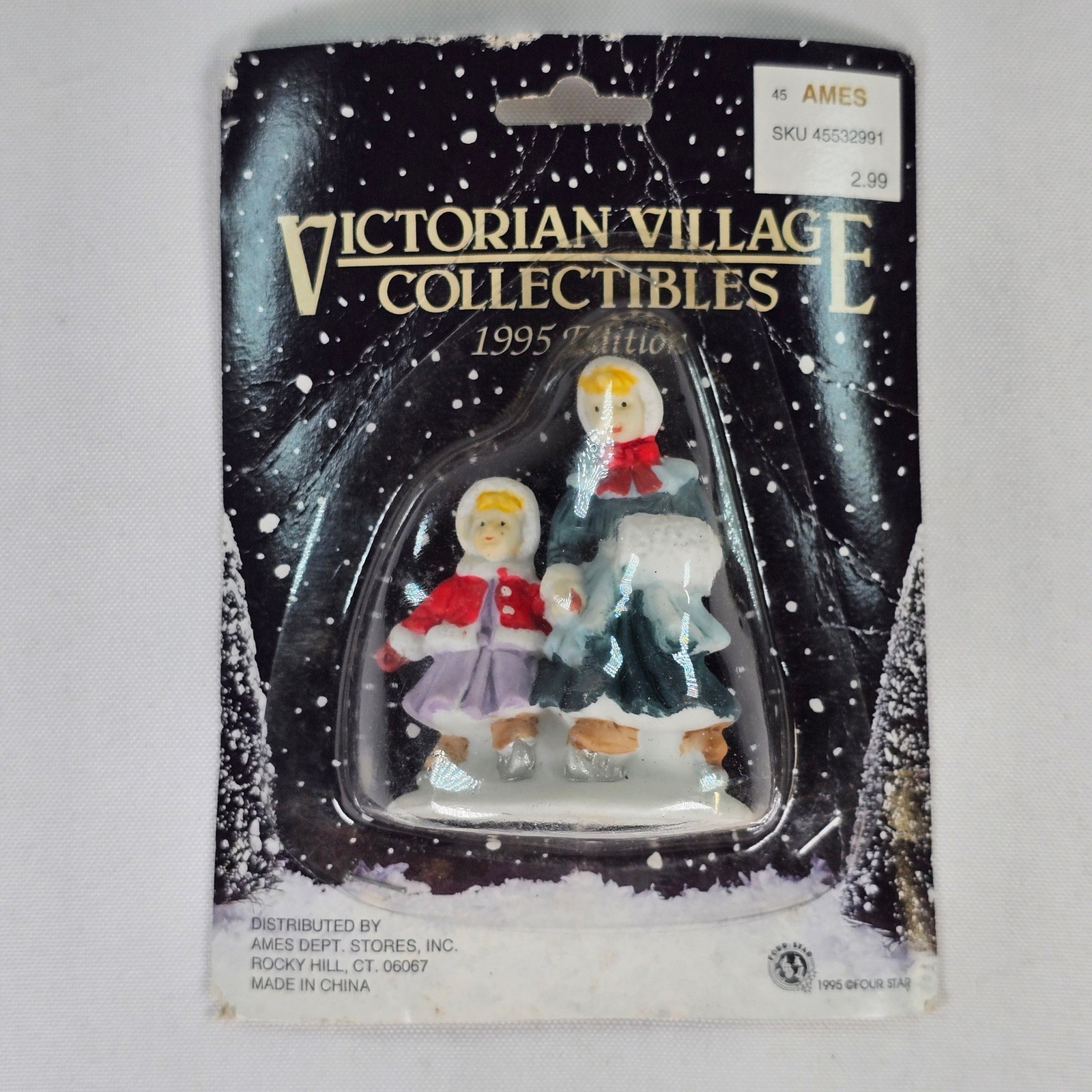 Victorian Village Collectibles 1995 Ames Ice Skaters Figurine Christmas Village Victorian Village Collectibles 1995 Ames Ice Skaters Figurine Christmas Village