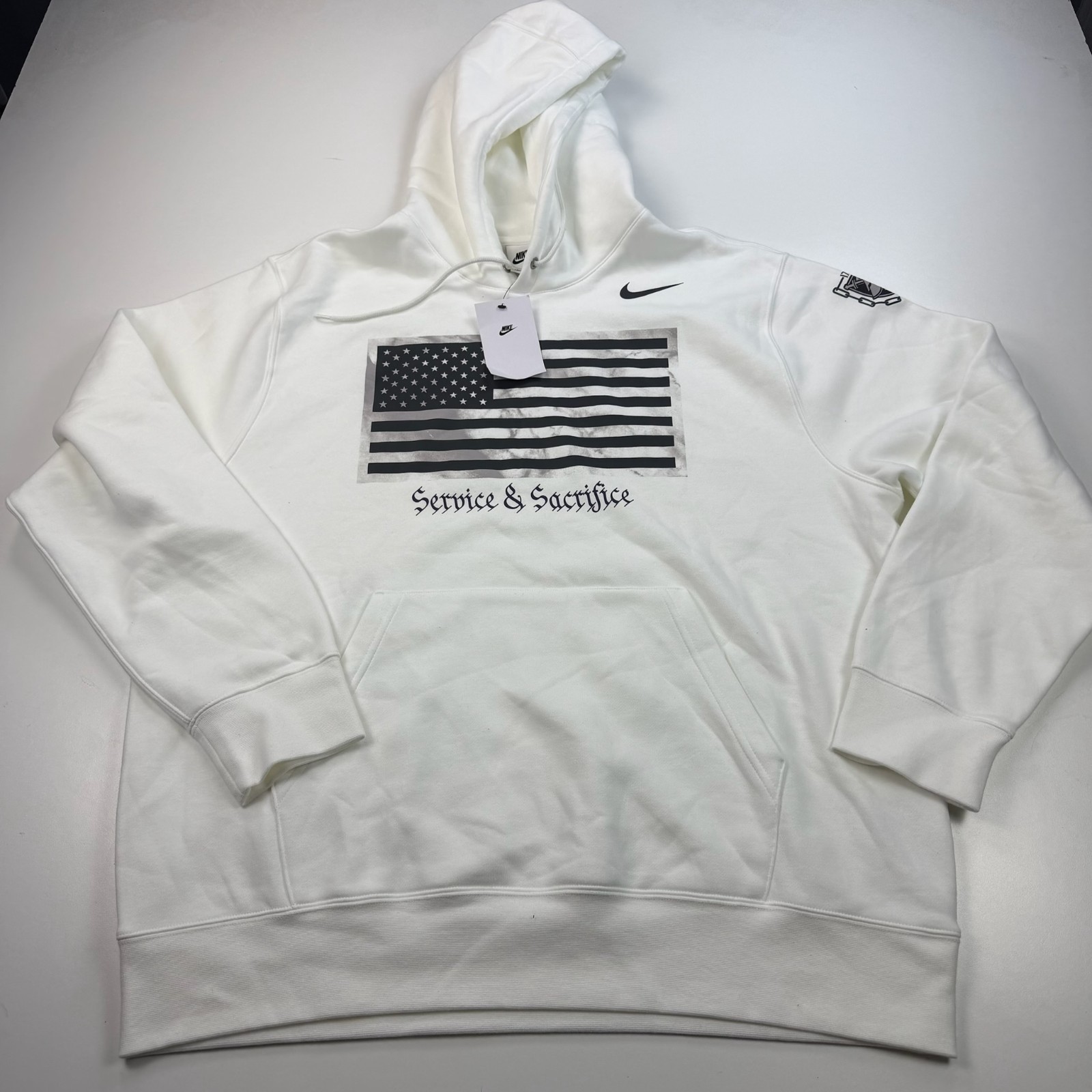 NEW Nike Army Black Knights Hooded Sweatshirt Mens XL White Salute & Sacrifice NEW Nike Army Black Knights Hooded Sweatshirt Mens XL White Salute & Sacrifice