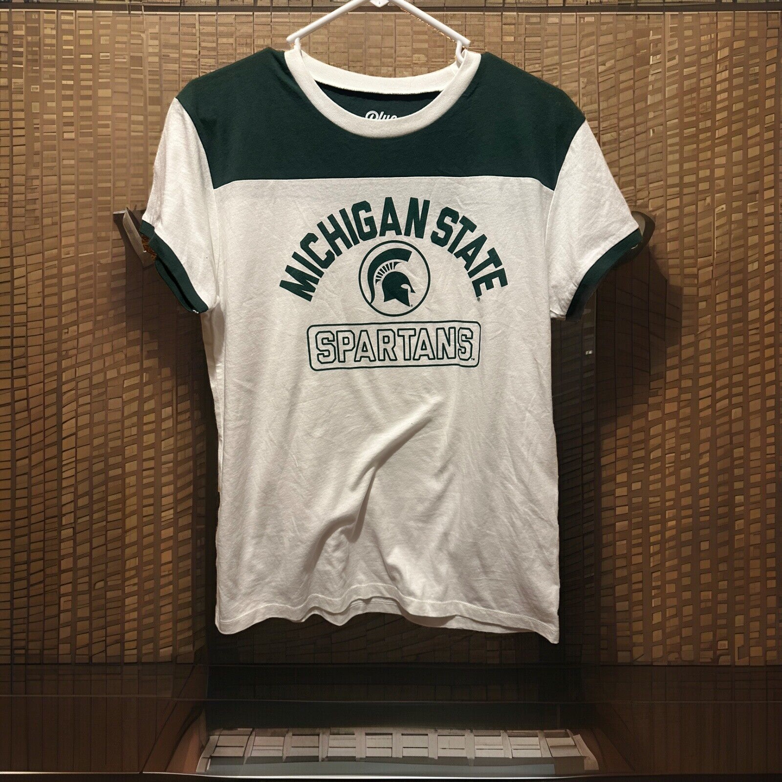 Blue 84 Michigan State Women’s Short Sleeve T Shirt Size M Blue 84 Michigan State Women’s Short Sleeve T Shirt Size M