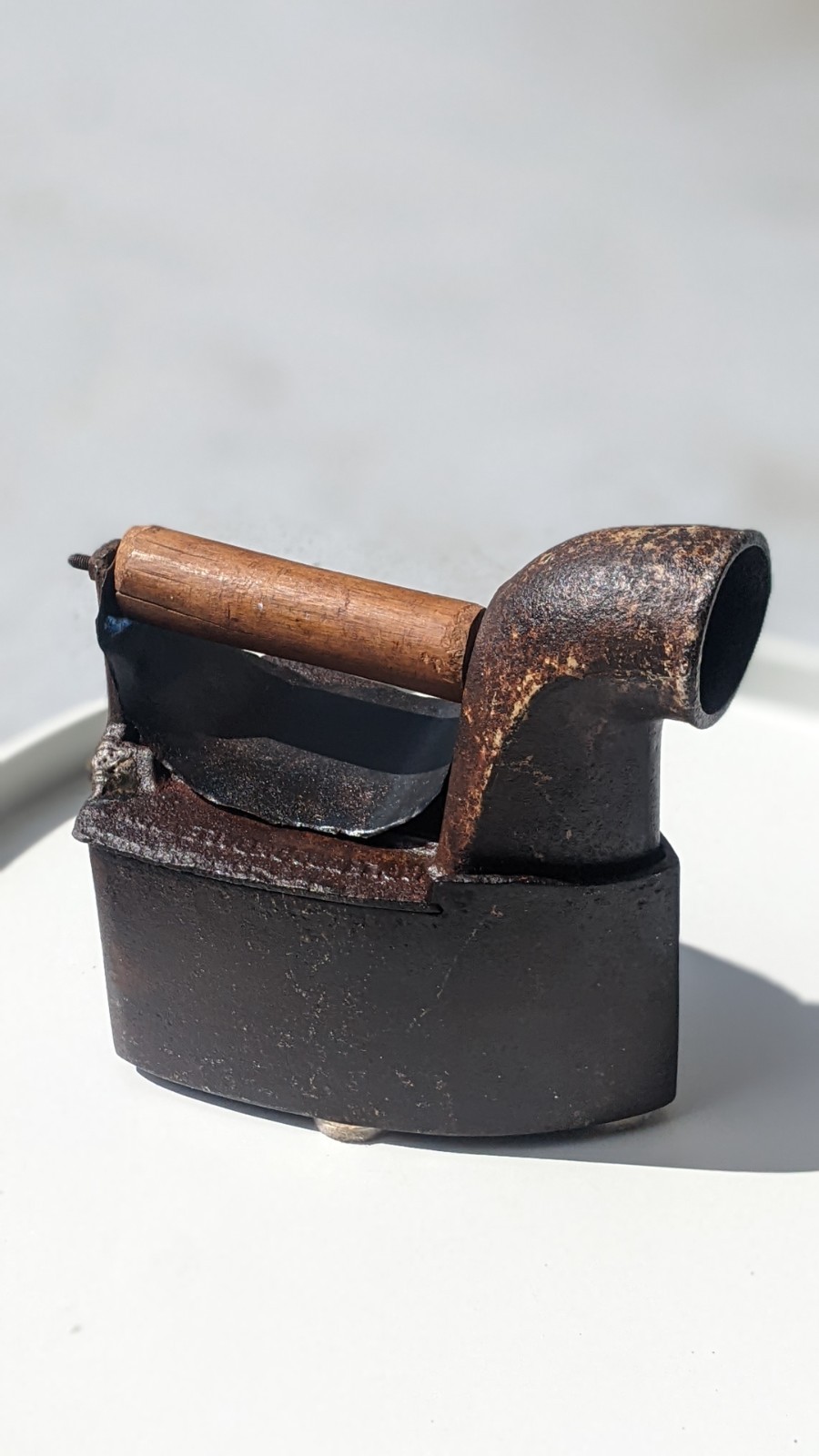 Rare Antique Colebrookdale Iron Co. Charcoal Iron (Vulcan Face) Rare Antique Colebrookdale Iron Co. Charcoal Iron (Vulcan Face)