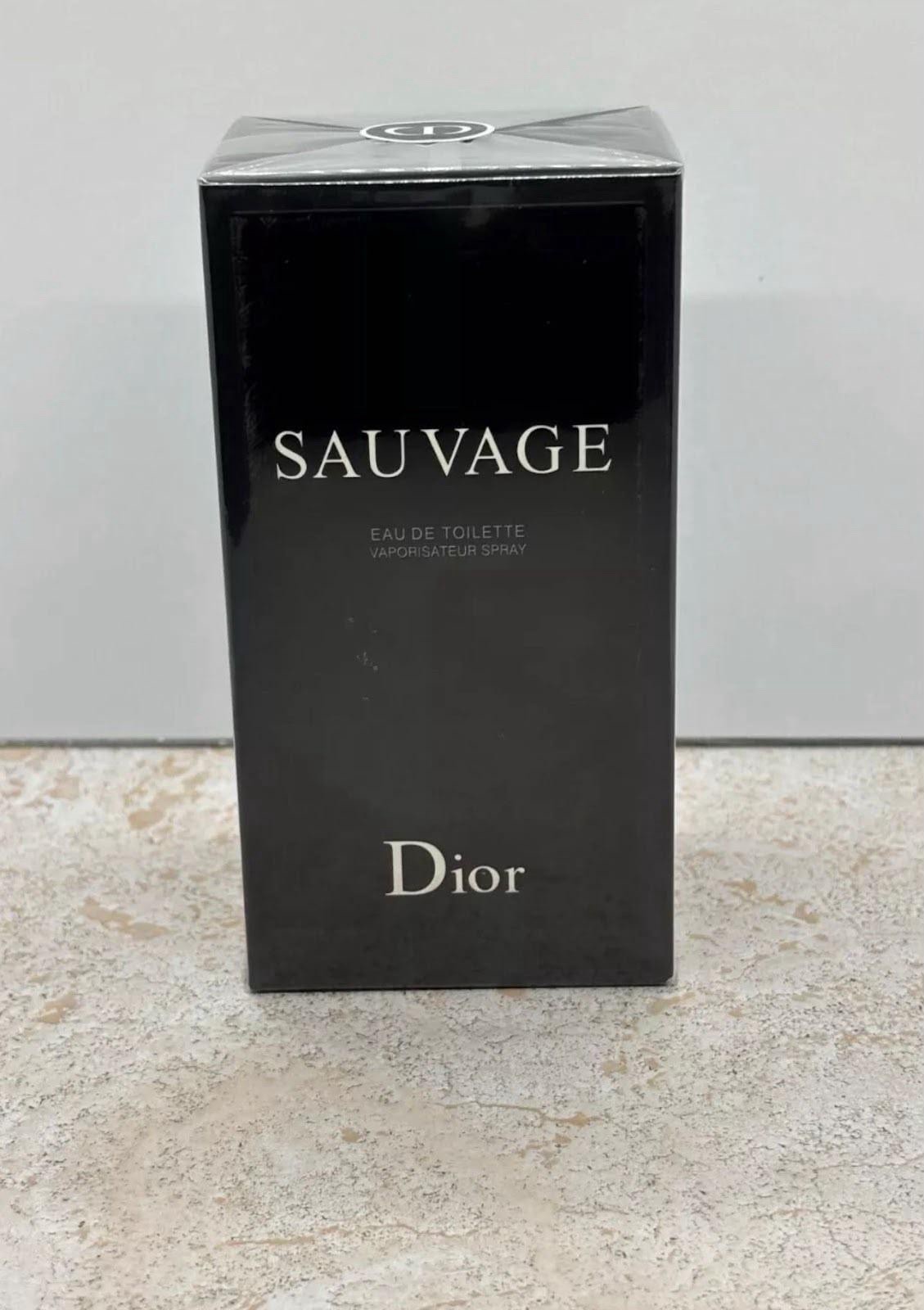 Dior Sauvage Eau de Toilette Natural Spray 100 ml / 3.4 fl oz