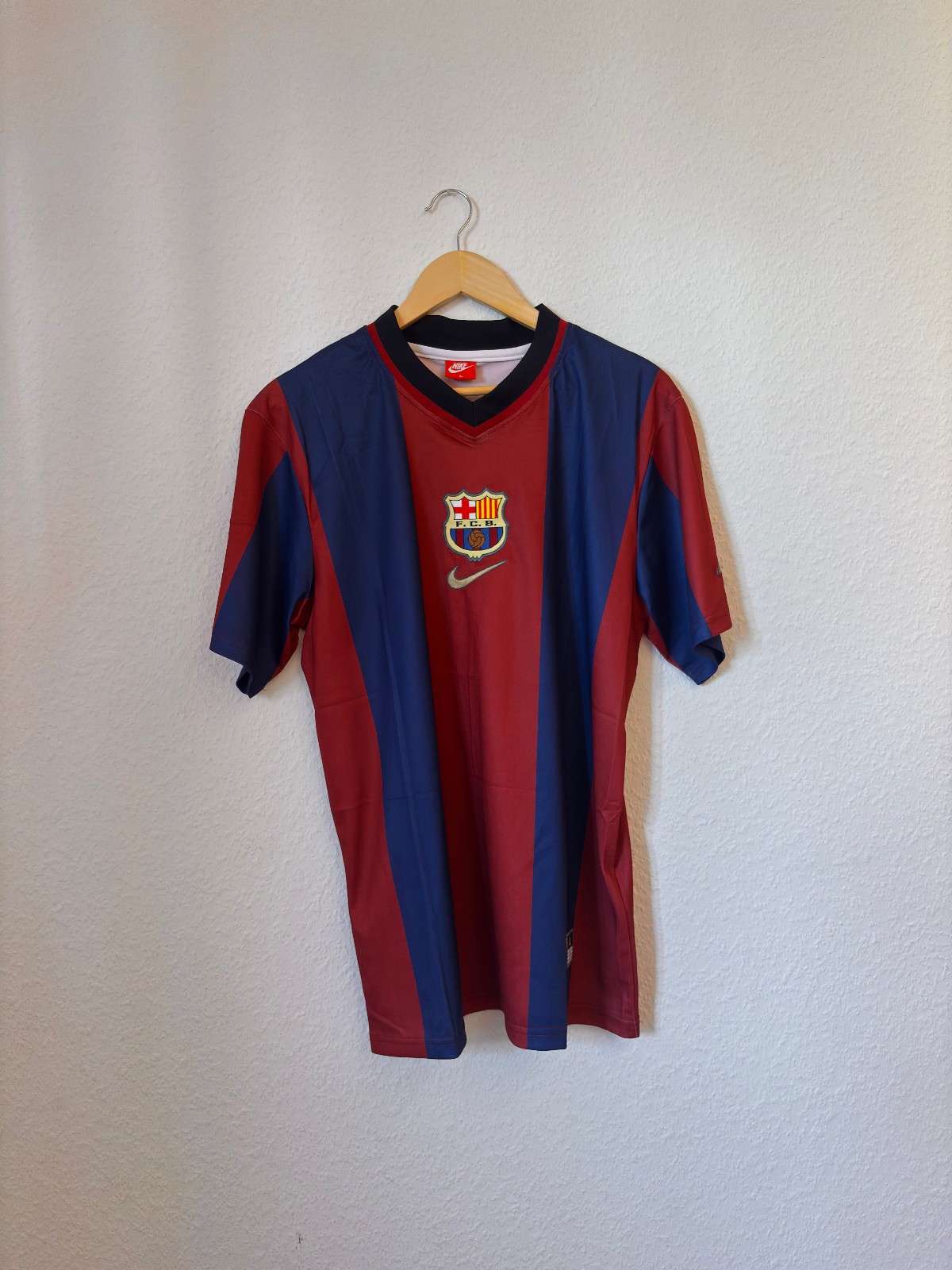 FC Barcelona Home Shirt 1998/1999 Guardiola
