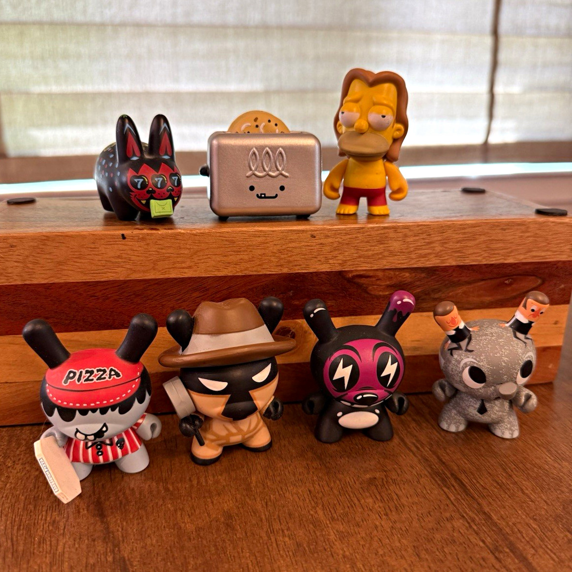 Kidrobot Vinyl Mixed Lot of 7 Figures Labbit Bffs Simpsons Dunny Kidrobot Vinyl Mixed Lot of 7 Figures Labbit Bffs Simpsons Dunny