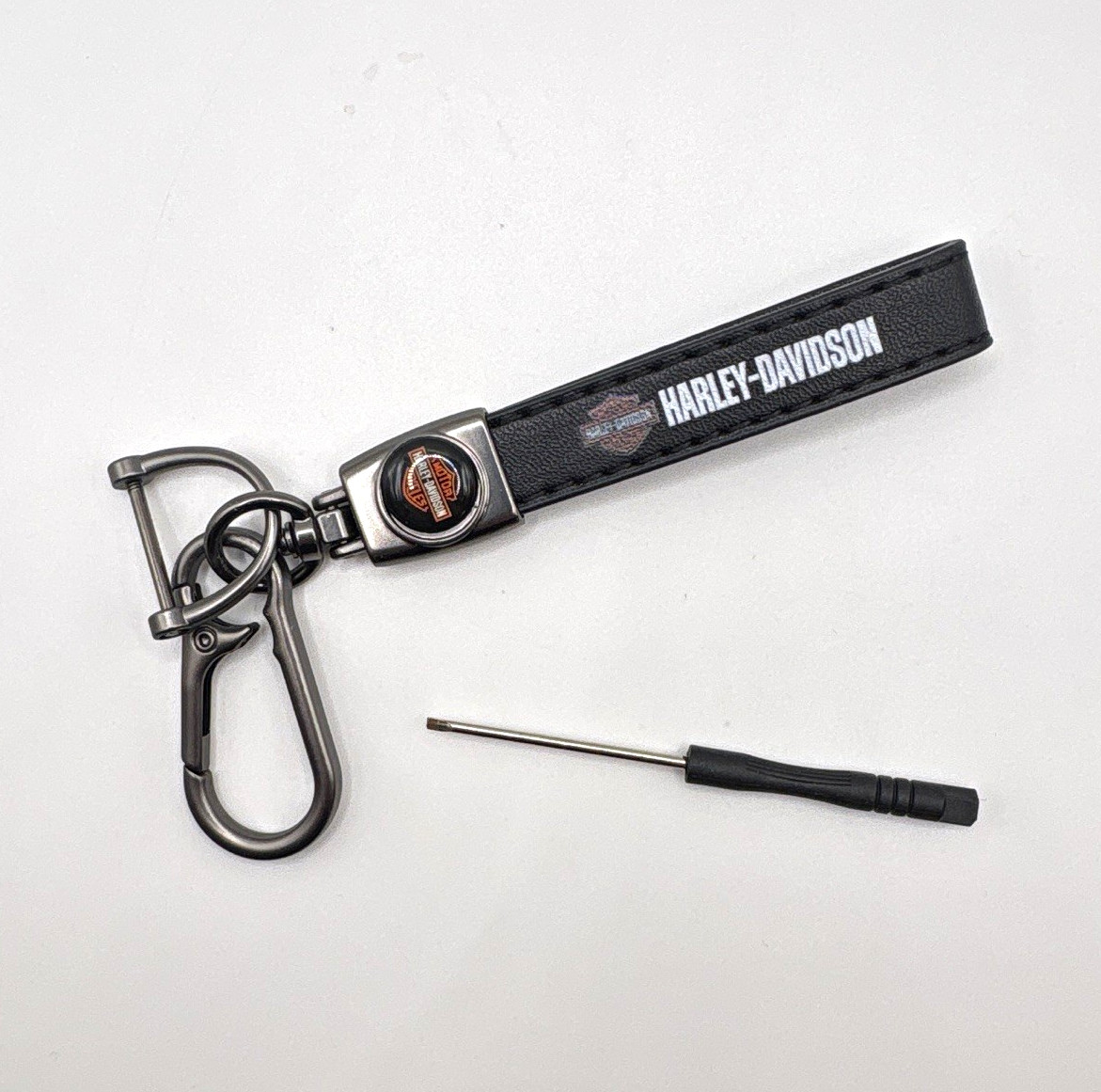 NEW- Custom Leather Harley Davidson Motorcycles Biker Key Chain Key Holder Gift NEW- Custom Leather Harley Davidson Motorcycles Biker Key Chain Key Holder Gift