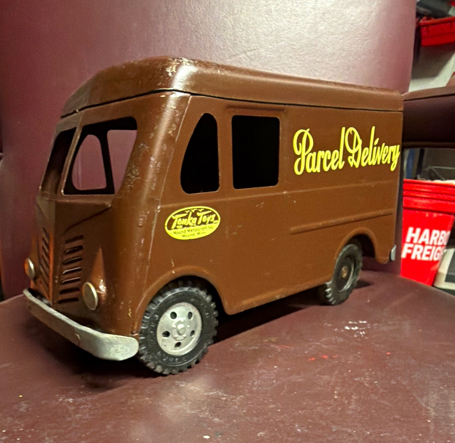 Tonka  Parcel Delivery Van Original 