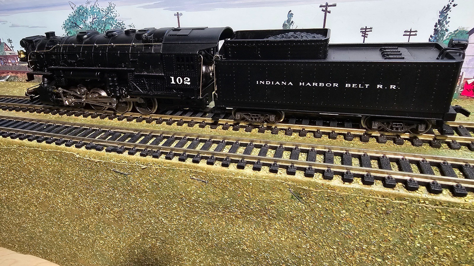 AHM / RIVAROSSI HO 0-8-0 LOCOMOTIVE #102 - EXCELLENT