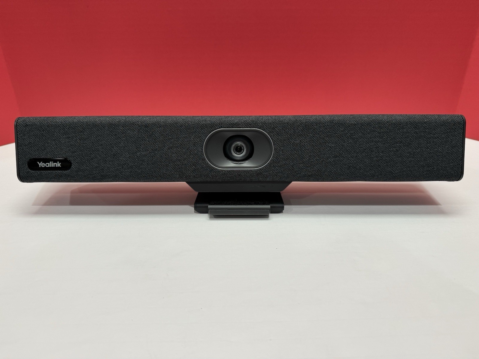 YeaLink UVC34 HD 4K Conferencing Webcam All-in-One USB Video Bar YeaLink UVC34 HD 4K Conferencing Webcam All-in-One USB Video Bar