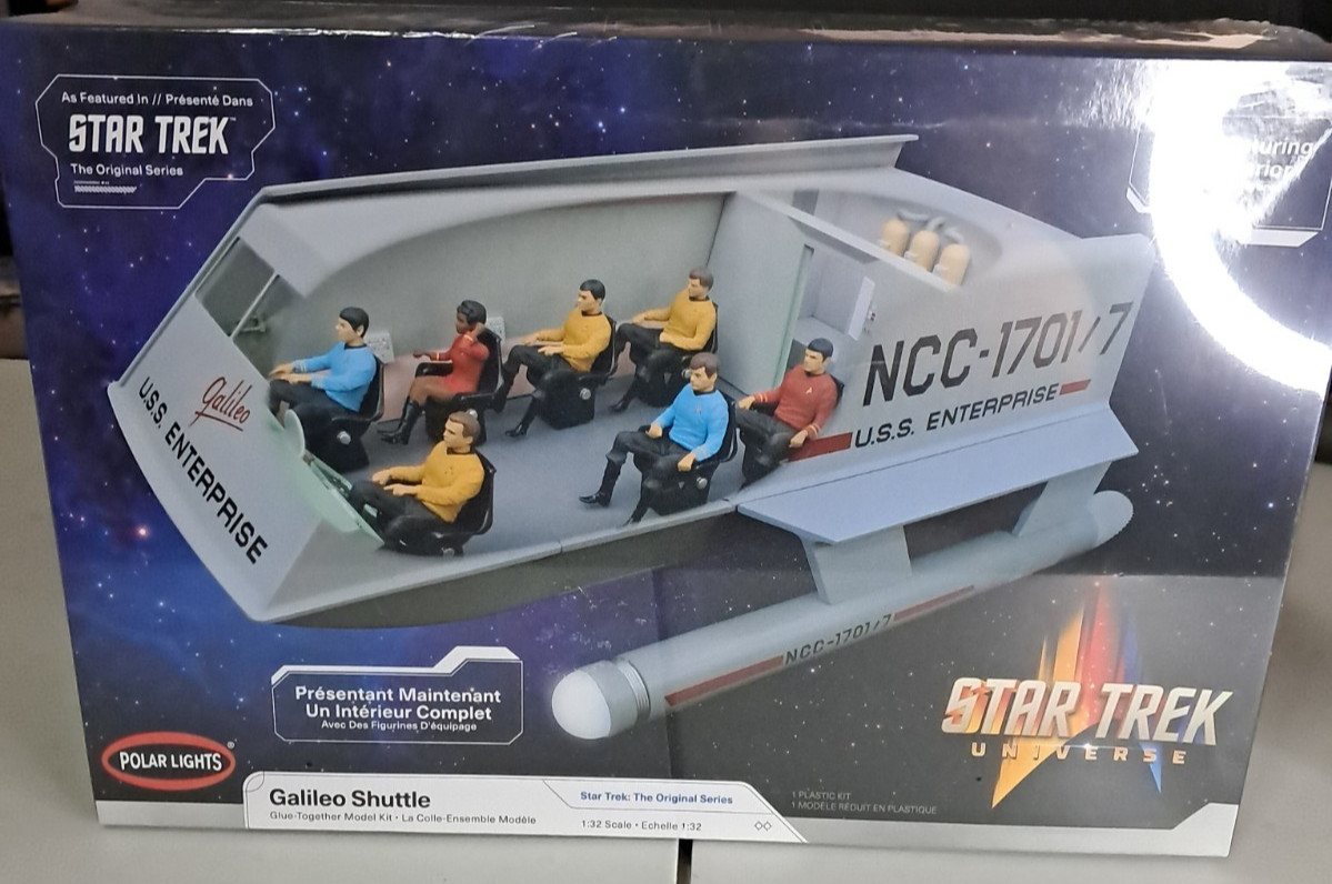Polar Lights Star Trek Galileo Shuttlecraft 1/32 Scale