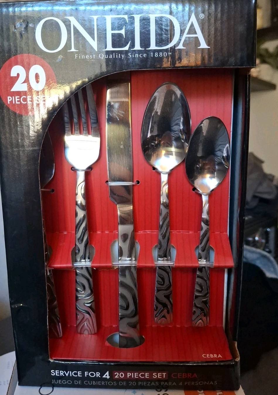 Oneida 20 Pc Set Service 4 Zebra Texture Flatware Utensils Shiny Matte Cebra New Oneida 20 Pc Set Service 4 Zebra Texture Flatware Utensils Shiny Matte Cebra New