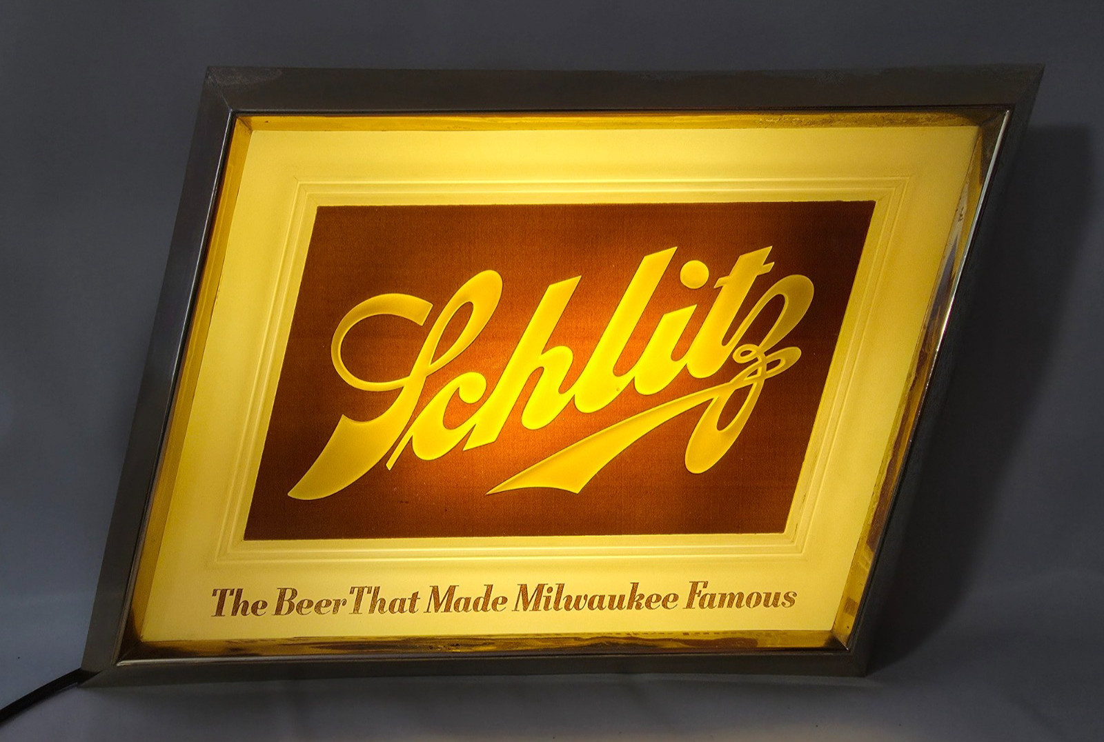 Vintage Schlitz Beer Lighted Sign 1940s.