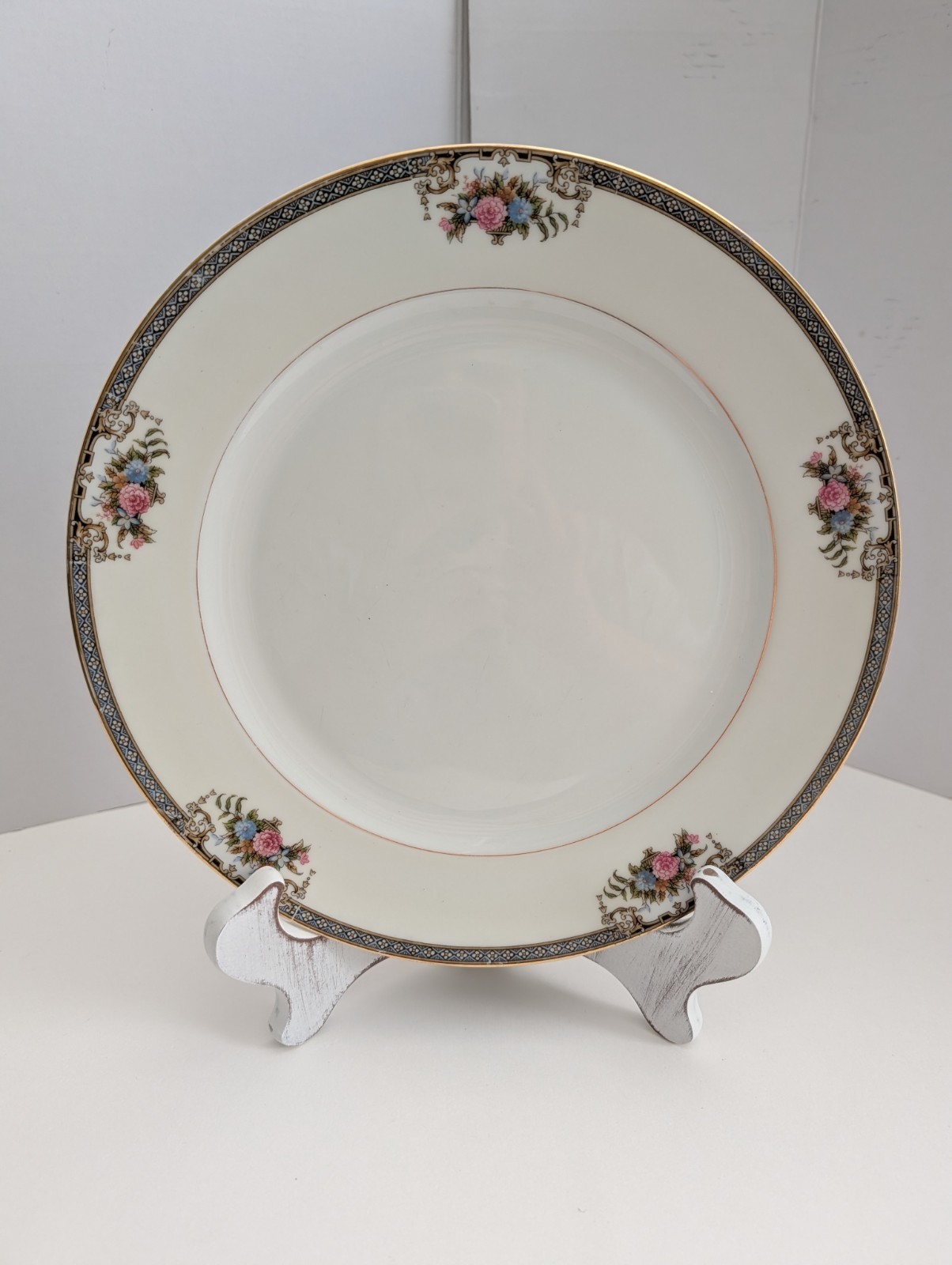 Noritake M Grasmere Dinner Plates 10\ Noritake M Grasmere Dinner Plates 10\