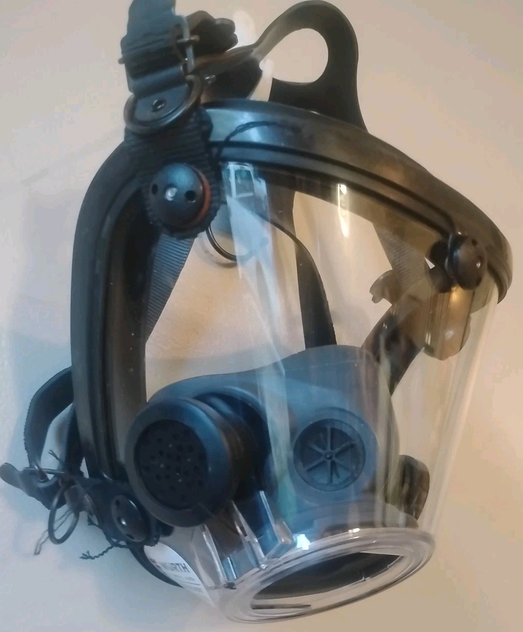 Scott Safety AV-2000 SCBA full Facepiece Firefighter Respirator Mask Large fire