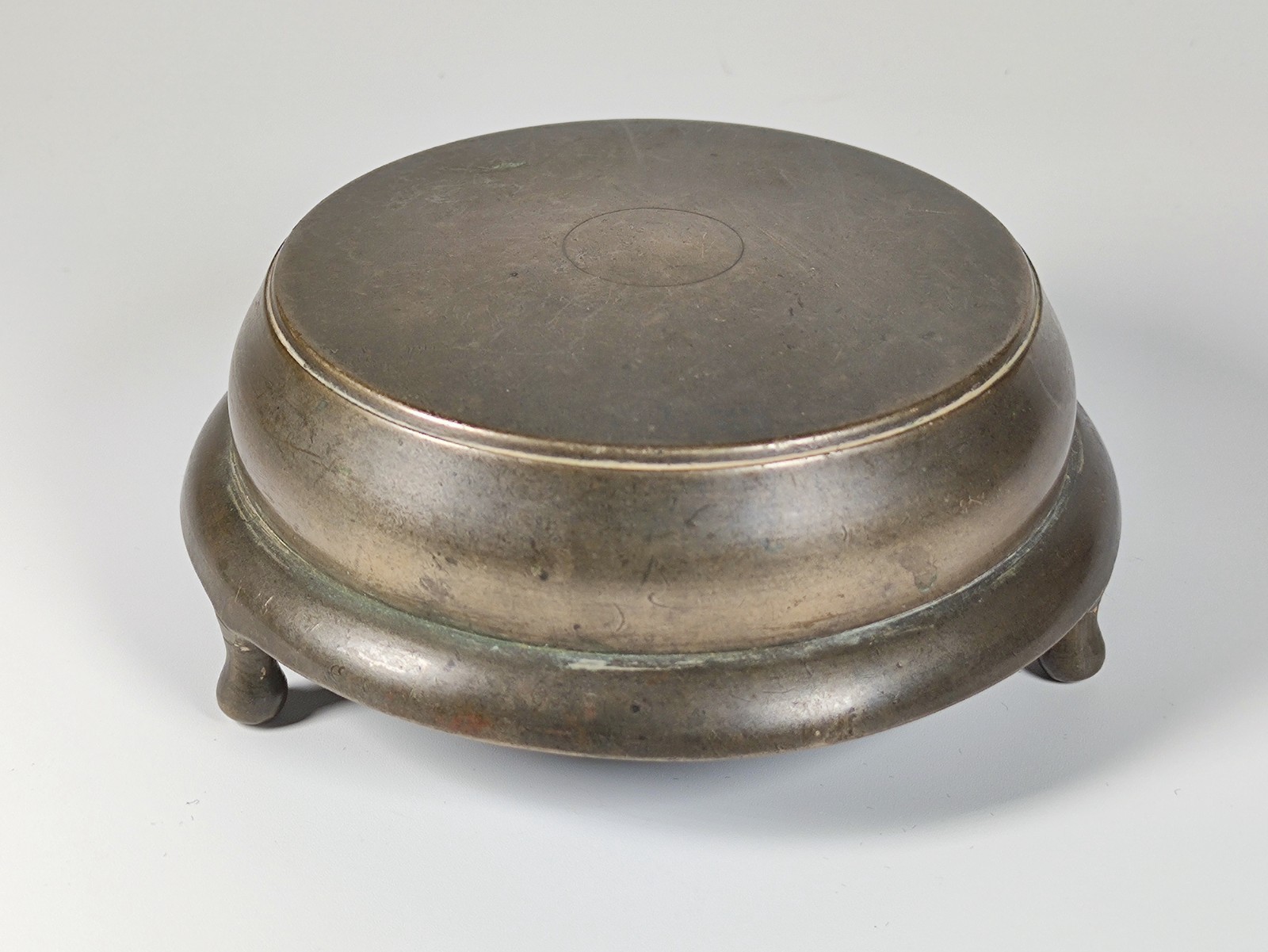Japanese Bronze Gotoku Futaoki Tea Stand Nishimura Izumi no Kami Edo Antique 