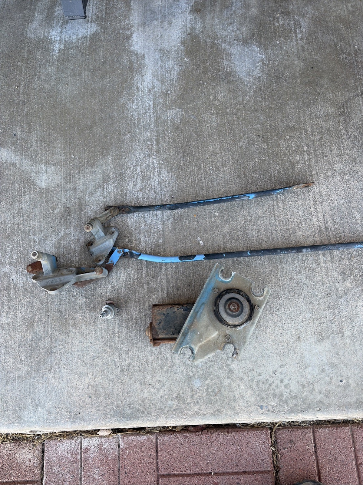 1959 1960 Chevrolet Single Speed Windshield Wiper Motor, Arms, And Switch 1959 1960 Chevrolet Single Speed Windshield Wiper Motor, Arms, And Switch