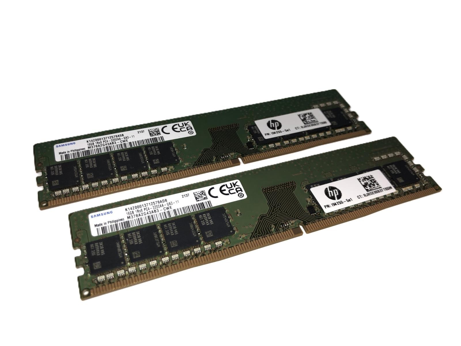 (Set of 2) Samsung 16GB DDR4-3200 UDIMM / M378A2G43AB3-CWE Desktop RAM