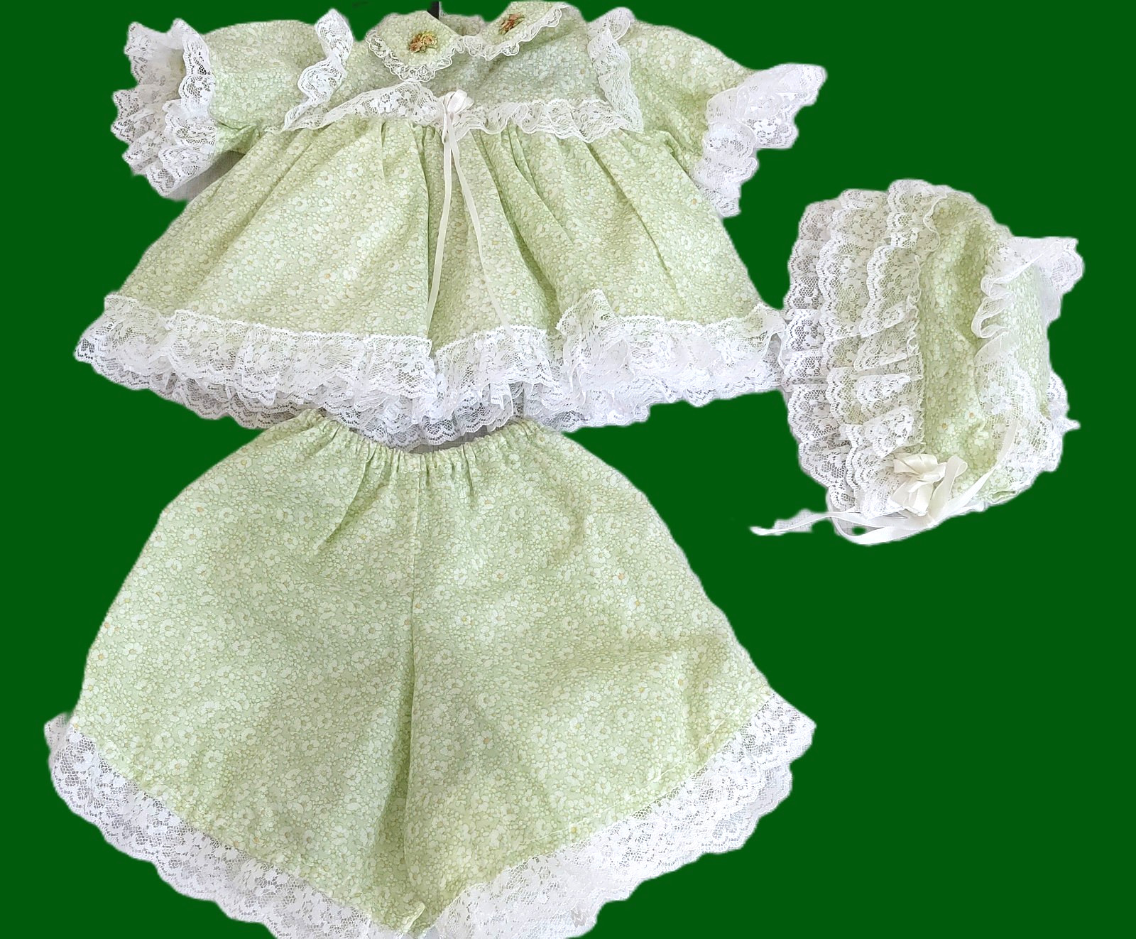 VTG  INFANT  BABY   LACY GREEN FLORAL DRESS - BONNET & PETT ICOAT -DOLLS TOO
