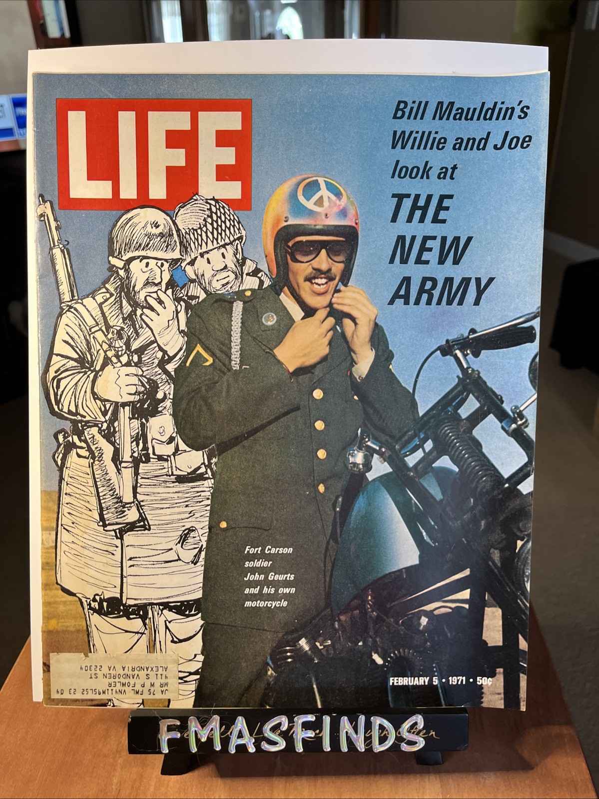 DZ 1971 JOHN GEURTS WILLIE & JOE ARMY Feb 5 LIFE MAGAZINE DZ 1971 JOHN GEURTS WILLIE & JOE ARMY Feb 5 LIFE MAGAZINE
