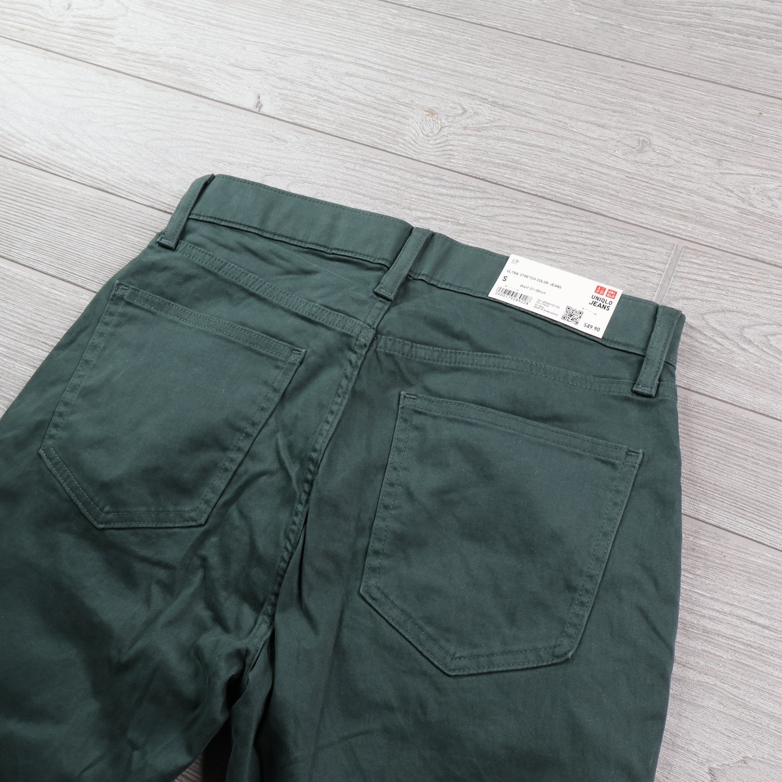 NEW Uniqlo Ultra Stretch Color Jeans Mens Small Dark Green Slim Fit Pants NWT NEW Uniqlo Ultra Stretch Color Jeans Mens Small Dark Green Slim Fit Pants NWT