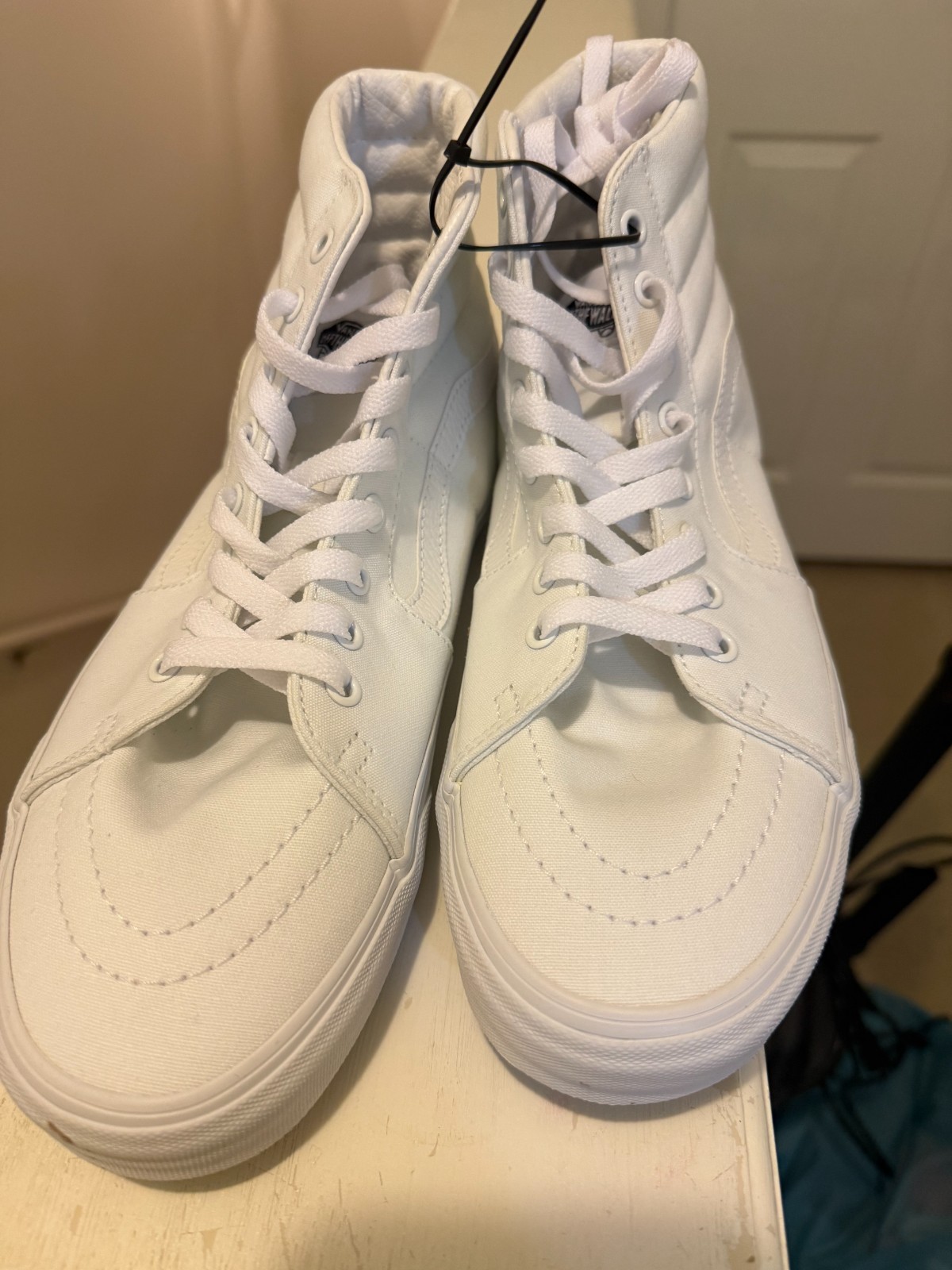 Vans SK8 HI Men White High Top Skateboard Shoes - Size 9