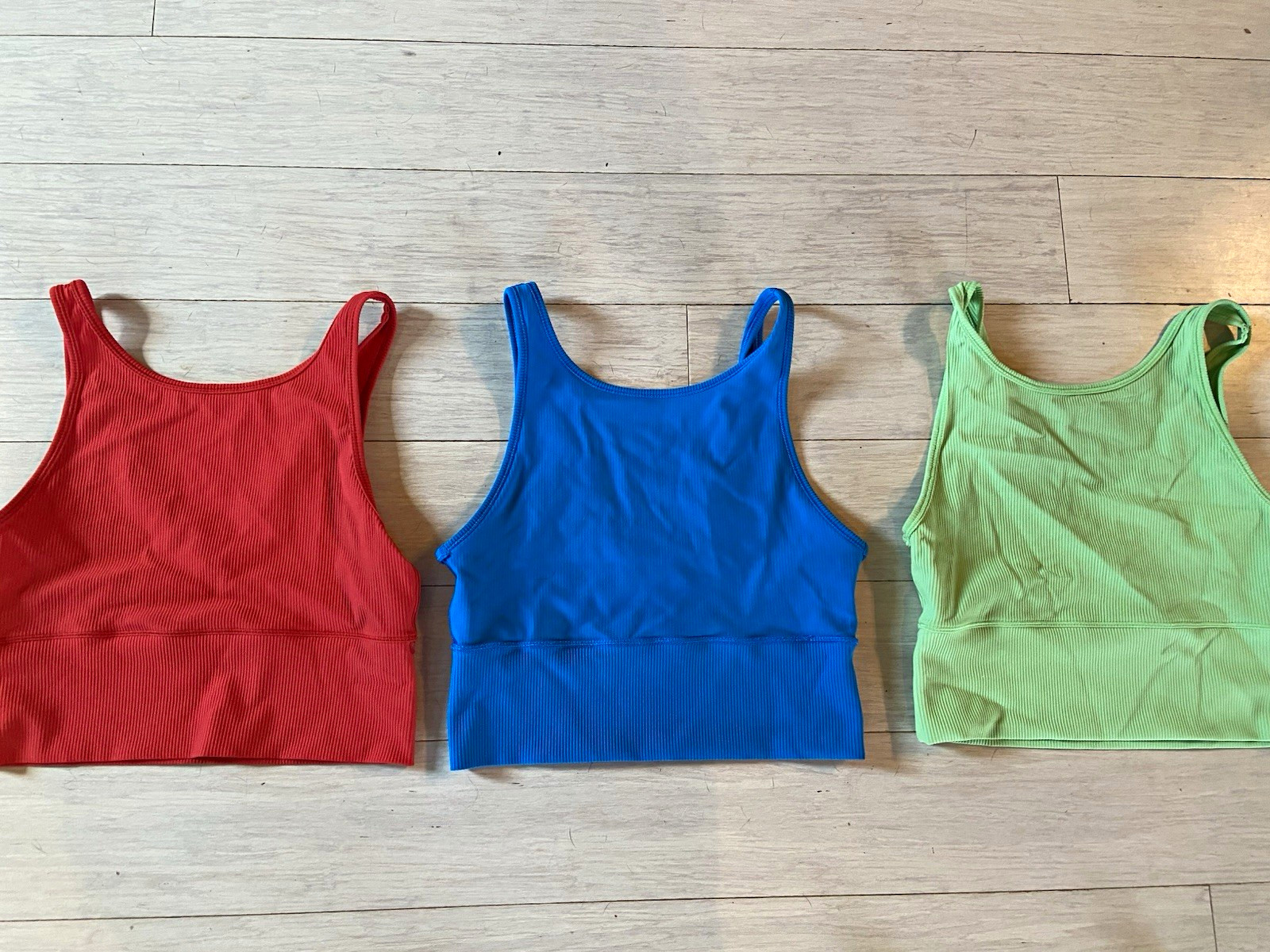lululemon power pivot tank  Lot of 3 Size medium size 8