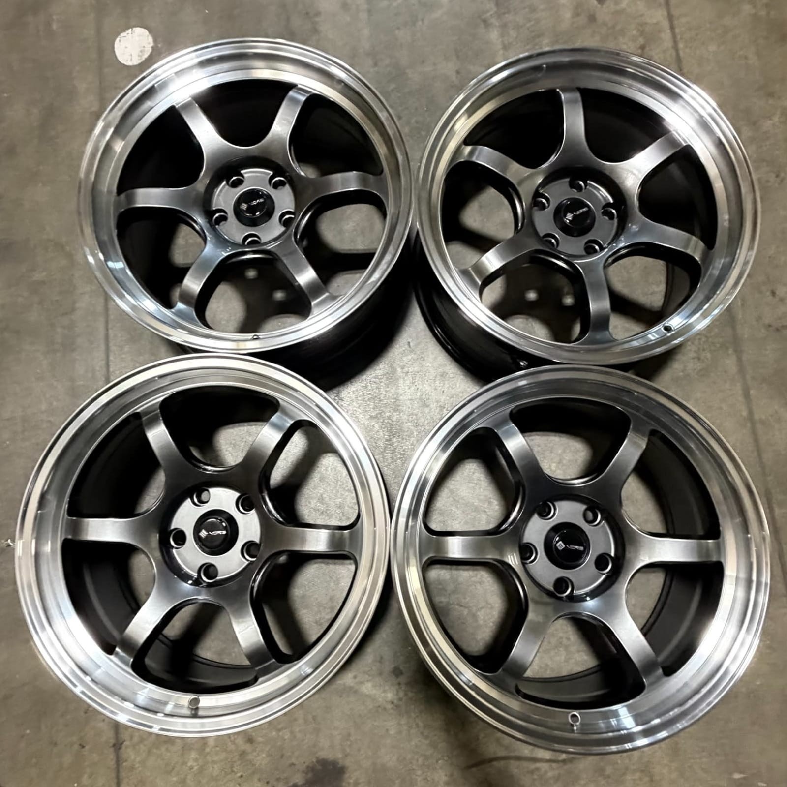 Used 18x8.5 Vors LT61 5x114.3 35 73.1 Hyper Black Wheels set-4