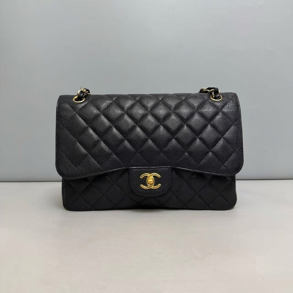 CHANEL Jumbo Classic Double Flap cf Black Caviar Leather Gold Hardware